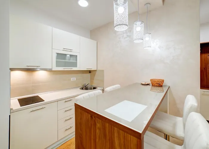 B&n 公寓 兹拉蒂博尔