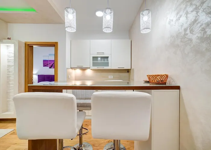 B&n 公寓 兹拉蒂博尔